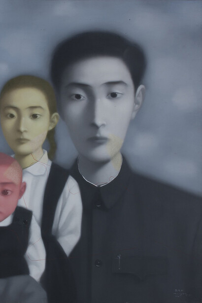 Zhang Xiaogang 張曉剛
Bloodline Series—Big Family No. 17-1998
1998
oil on canvas
149 x 180.5cm
M+ Sigg Collection, Hong Kong (By donation)
Courtesy of the artist and West Kowloon Cultural District Authority. Detail