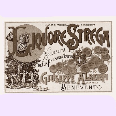 Il Premio Strega è il più prestigioso riconoscimento letterario italiano per la narrativa in lingua italiana. In foto l'etichetta originale del liquore Strega