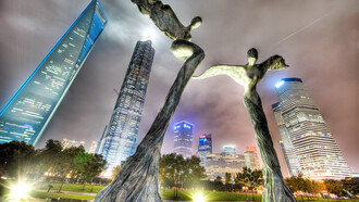 Gliding High Into the Sky © Shawn Clover