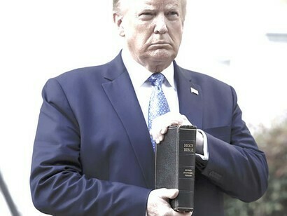 In order for the president to take his photo, the military police had to brutally disperse a peaceful rally that was protesting in front of the White House
