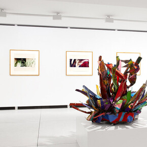 John Chamberlain, exhibition view. Courtesy of Galerie Karsten Greve