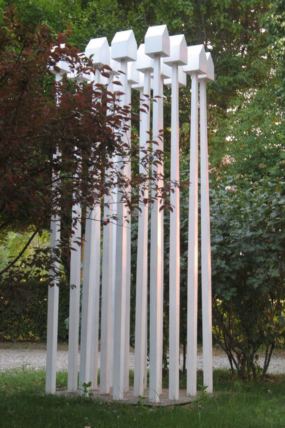 Graziano Pompili, Domotica, 2007, ferro e colore, 330 x 120 x 130 cm