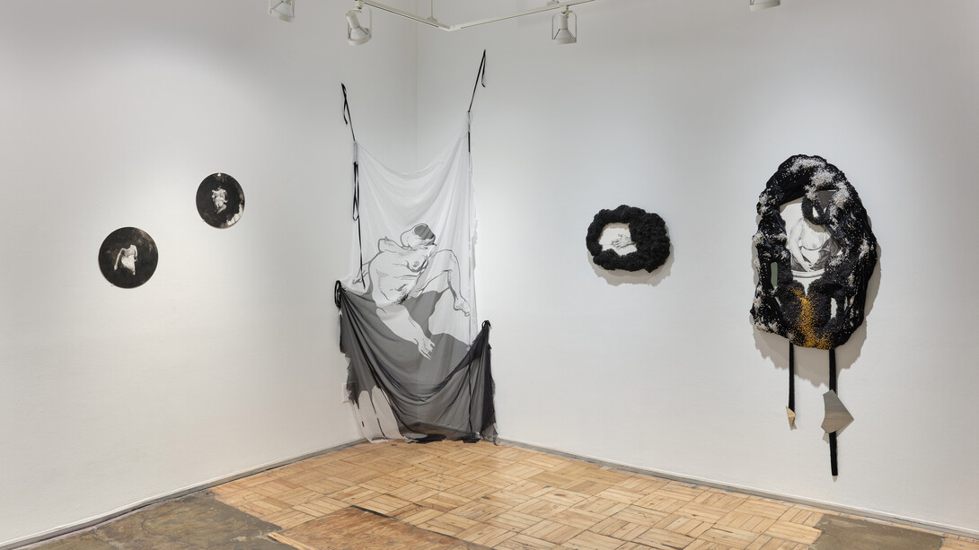 Torey Akers, Besotted, exhibition view. Courtesy of A.I.R Gallery