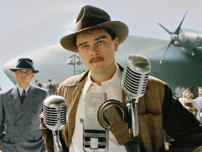 Leonardo DiCaprio en un fotograma del filme «El aviador» que recrea la biografía de Howard Hughes