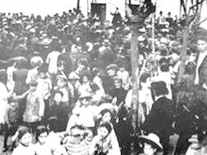 Comizio durante gli scioperi del 1911