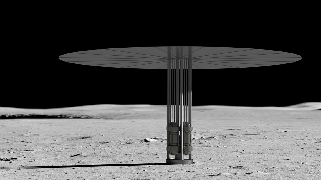 Illustrazione di un nuovo sistema di energia a fissione sulla superficie lunare