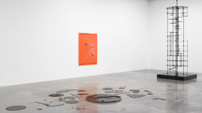 Damián Ortega, Exhibition view. Courtesy of White Cube