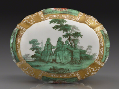 Meissen Porcelain Factory, Brush Handle from the Toilette Service Sent to the Queen. Courtesy of The Frick