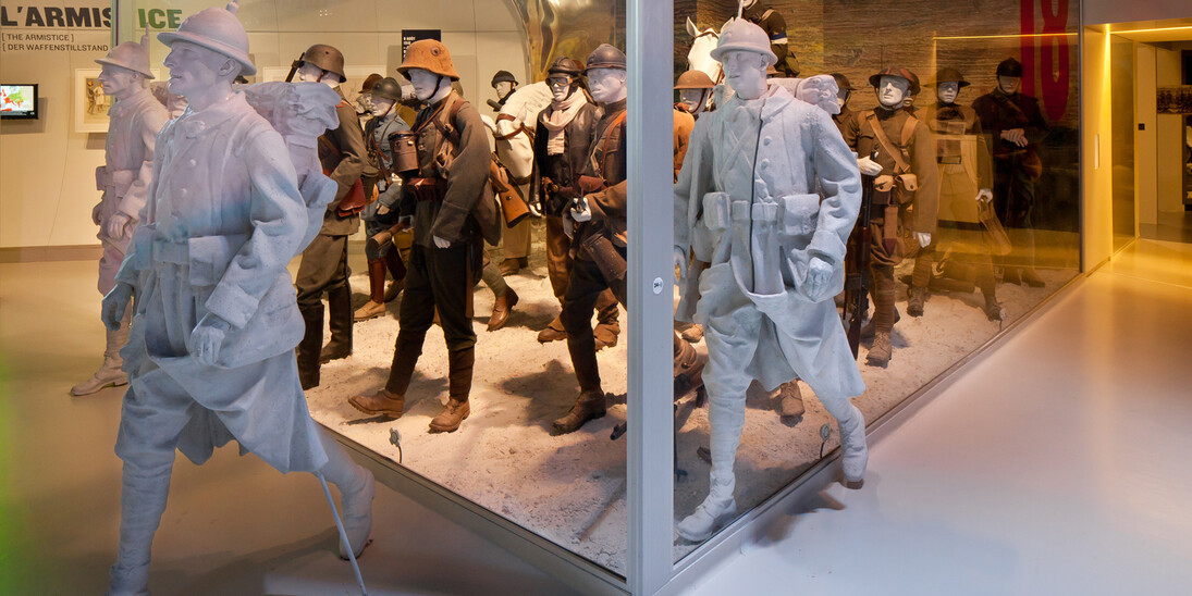 De Terre et D'acier, Exhibition view. Courtesy of Musée de la Grande Guerre