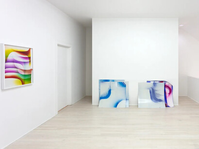 Mariah Robertson, Many mini moons, exhibition view. Courtesy of Halsey McKay Gallery