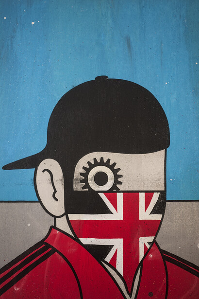 Paul Insect, Clockwork Britain, Spraypaint and screenprint on canvas, 51 x 70 cm, Image courtesy Saatchi Gallery, London