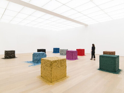 Various artists, Celebrating the icons of art, exhibition view. Courtesy of Voorlinden Museum