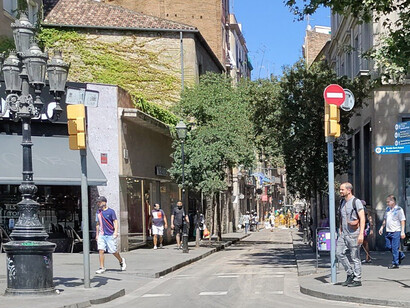 Entrada al barrio del Raval uno de los más pobres de Barcelona, España. Fotografía: Paco Cerezo