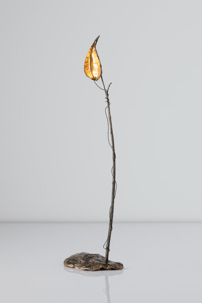Jake Coan, Bronze Milkweed Single, 2023.
Bronze, brass shim stock, LED filament, 17.5" H. Courtesy of the artist and Hostler Burrows Gallery