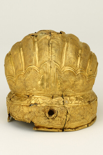 Head ornament, Gold, about 1400–50, Nanjing or Beijing, © Trustees of the British Museum