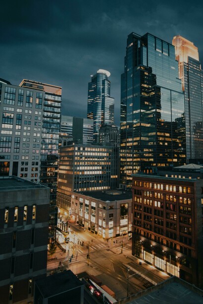 Fast food e redes sociais moldam padrões de consumo e interação entre jovens