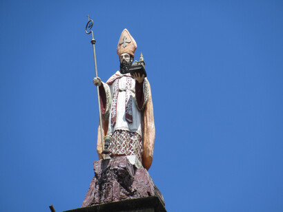 San Agustín nació en la ciudad de Hipona, actual Argelia, en el año 354 d. C. y murió en el año 430 d. C.