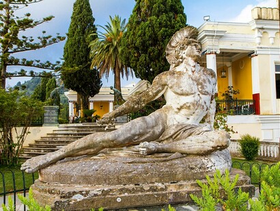 Achille morente,1884, presso l'Achilleion a Corfù, Grecia 