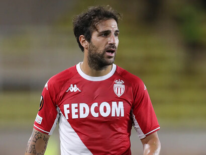 Cesc Fabregas. Outre le fait d’être un buteur occasionnel, il est surtout connu pour son art de la dernière et de l’avant-dernière passe