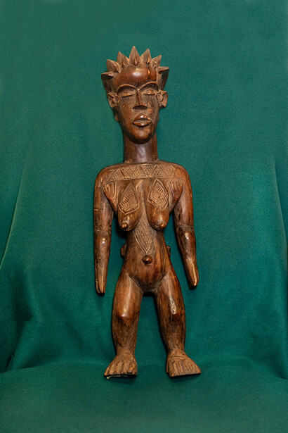 Various artists, Beauty as rhythm, exhibition objects. Courtesy of The State Hermitage Museum