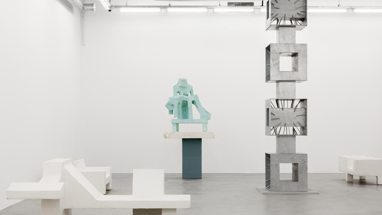 Joep Van lieshout ‘Primitive modern’ at Almine Rech Gallery in Brussels. Courtesy of the Artist and Almine Rech Gallery. Photo: Sven Laurent - let me shoot for you
