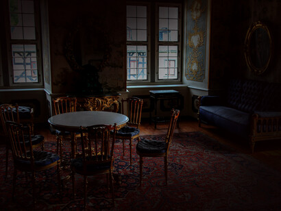 Luego fue parco, categórico, indicándole con ello al capitán que su insistencia era en verdad molesta