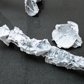 Karl Karner, weißer tümpel E, 2026. Mit freundlicher genehmigung der Galerie Kandlhofer