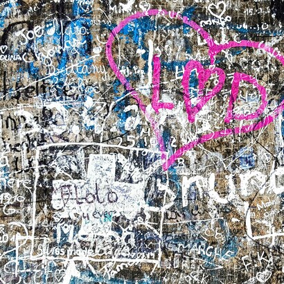 Sul web la persona rischia di diventare soltanto un “utente”, libero di esprimere rabbia e aggressività senza percepire le conseguenze delle proprie parole