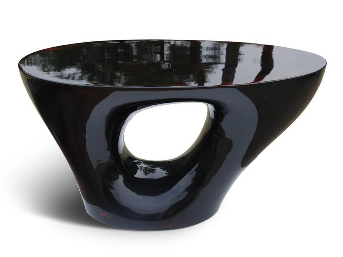 Afterimage of beginning 016-459, 2016, Traditional Korean lacquer on red oak, 17.75 x 32.75 x 15.25 inches
45 x 83 x 39 cm. Courtesy of  Friedman Benda Gallery 