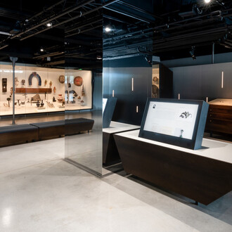 Galerie Émile Guimet, vue d'exposition. Avec l'aimable autorisation du Musée des Confluences