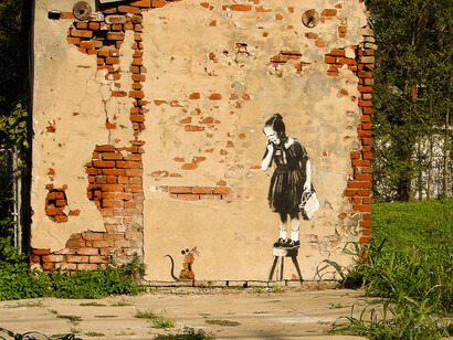 Bansky. Rat Girl © By Mark Gstohl - howieluvzus, CC BY 2.0