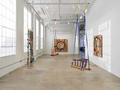 Andrea Bowers, Recognize yourself as land and water, exhibition view. Courtesy of Vielmetter 
