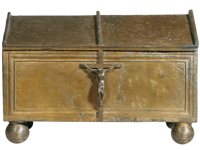 Manifattura veneziana (?) e fiorentina, (secoli XIII e XVI), Reliquiario della “Cappa” di san Francesco, XIII secolo e 1503 circa, Bronzo fuso e rinettato, Firenze, chiesa e convento di Ognissanti (attualmente esposto nel Cenacolo di Ognissanti)