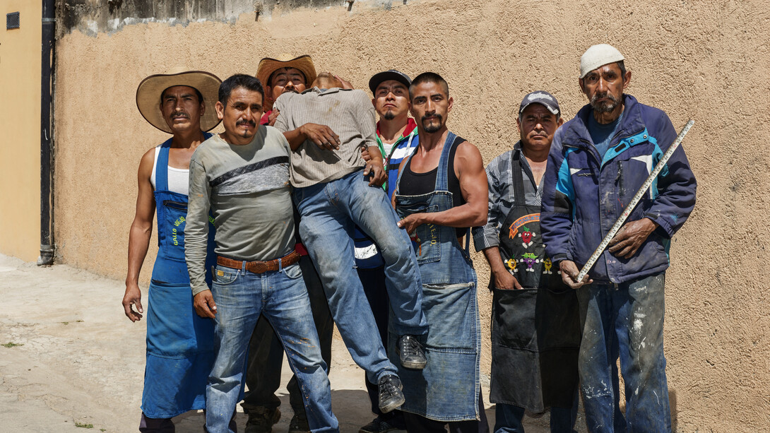 Pieter Hugo_After Siqueiros, Oaxaca de Juárez, 2018, Pigment print, ©Pieter Hugo, courtesy PRISKA PASQUER, Cologne