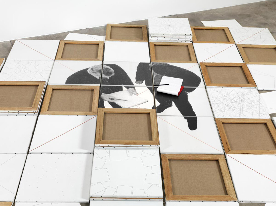 Essere o non essere [To Be or Not to Be] 1994-95, Mixed media, 350 x 350 cm, Fondazione Giulio e Anna Paolini, Turin, © Giulio Paolini