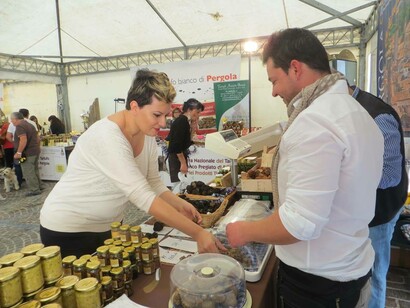 Stand per la vendita dei tartufi