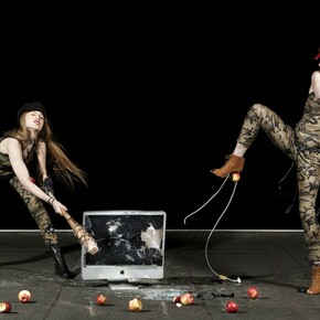 Apple Sauce in Paradise, Exhibition view. Courtesy of Sexauer