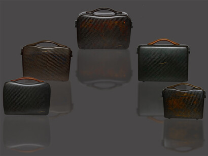 Innovative ultra-light suitcases