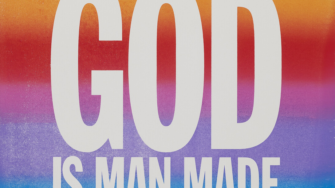 John Giorno, God is man made, 2015. Acrylique sur toile ; 101.6 x 101.6 cm, Courtesy de l’ariste & Elizabeth Dee New York, Copyright Etienne Frossard