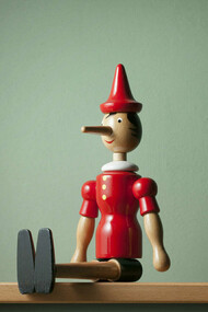 There are clues that we can identify to realize if they are selling us mirages or not