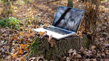 Employees who are not in the office are not necessarily absent or distant
