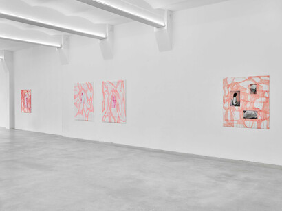 Özlem Altin, Holding, containing (racchiudere, contenere), vista della mostra. Per gentile concessione della Galleria SpazioA