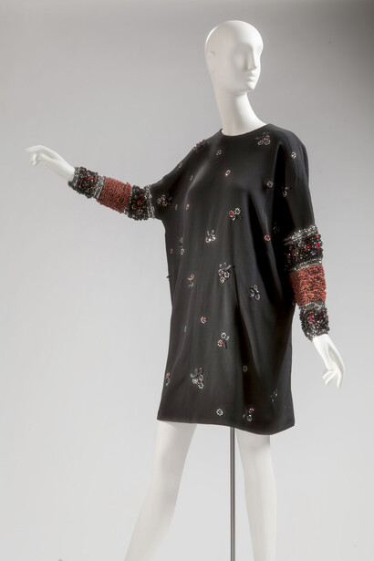 James Galanos, Dress, 1966. Silk crepe with bead and sequin embroidery. Collection of Tatiana Sorokko. Photo by Ken Howie.