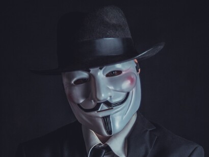 La máscara de Anonymous se remonta a una conspiración de principios del siglo XVII en las Islas Británicas