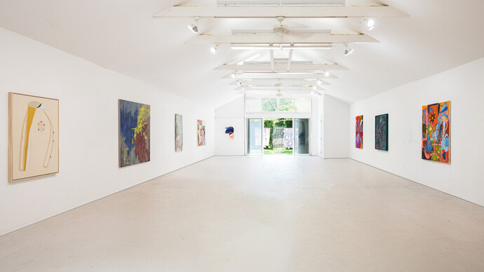 Various artists, Splash, exhibition view. Courtesy of Night Gallery