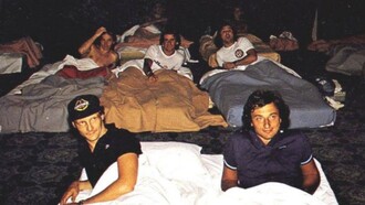 La griglia di Formula Uno in sciopero in una camera d’hotel a Kyalami, Sud Africa, nel gennaio del 1982