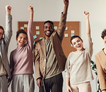 Expanding the idea of Cortona Week to a European and international level is a powerful concept. Imagine not just one, but one hundred or even one thousand Cortona Weeks taking place annually, involving people worldwide. With a fresh wave of political and economic leaders emerging from these events, we might see positive changes in our world