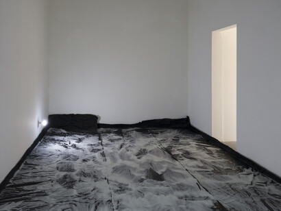 Nancy Lupo, Hark, exhibition view. Courtesy of Kristina Kite Gallery