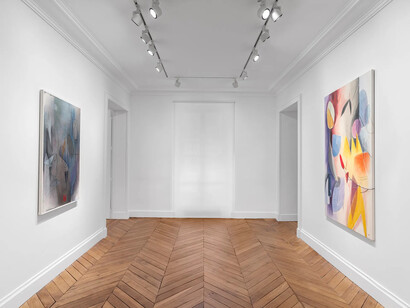 Emmi Whitehorse, vue de l'exposition. Avec l'aimable autorisation de White Cube