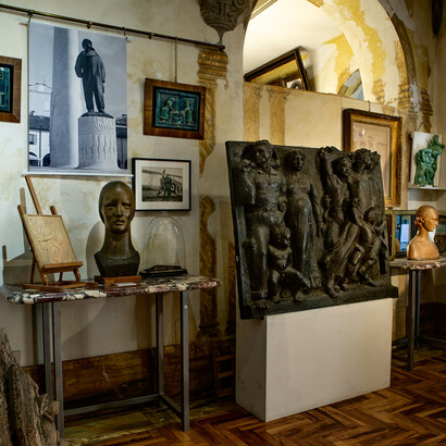 Installation view mostra Fango, Acqua e Arte, 2024, Courtesy Galleria Baroni, (credits Sergio Golia)